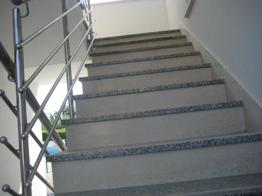 Villa-Apartments Karmel Kastela Ngoại thất bức ảnh