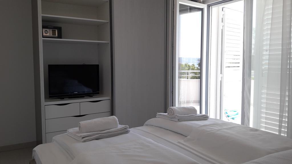 Villa-Apartments Karmel Kastela Ngoại thất bức ảnh