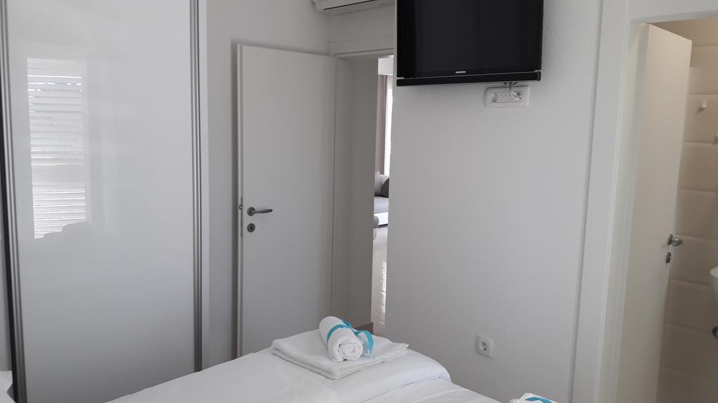 Villa-Apartments Karmel Kastela Ngoại thất bức ảnh