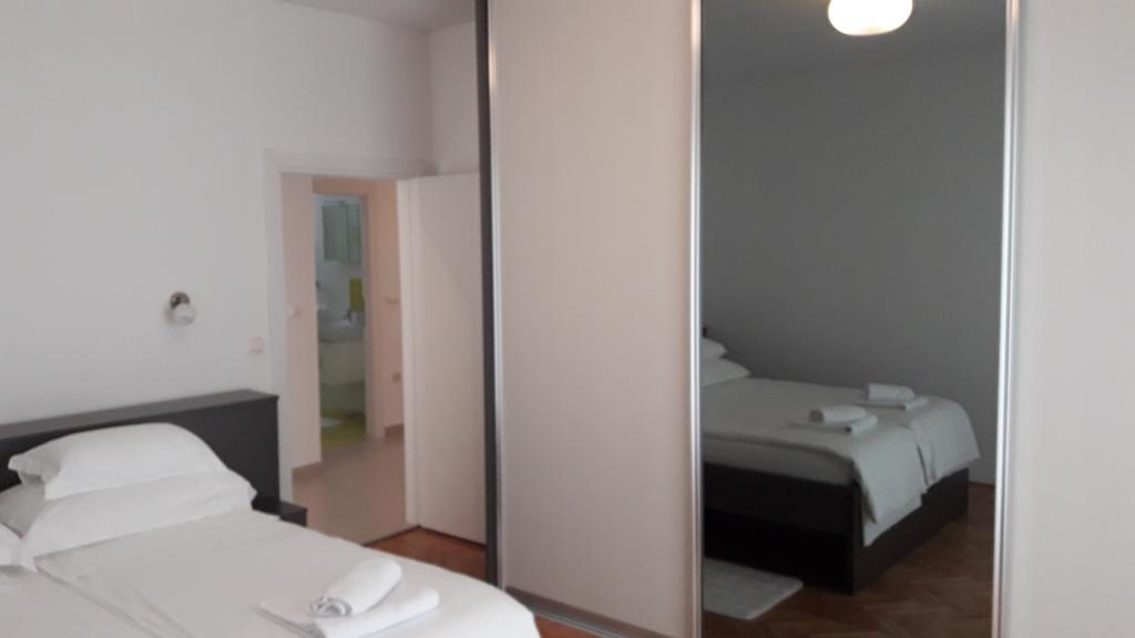 Villa-Apartments Karmel Kastela Ngoại thất bức ảnh