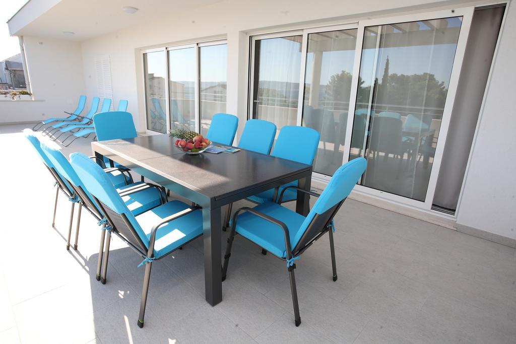 Villa-Apartments Karmel Kastela Ngoại thất bức ảnh